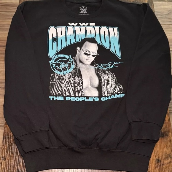 The Rock The Peoples Champ WWE Crewneck Sweater Size Extra Large - Picture 1 of 4